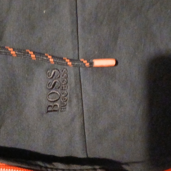 Clothes - Picture 3 of 4